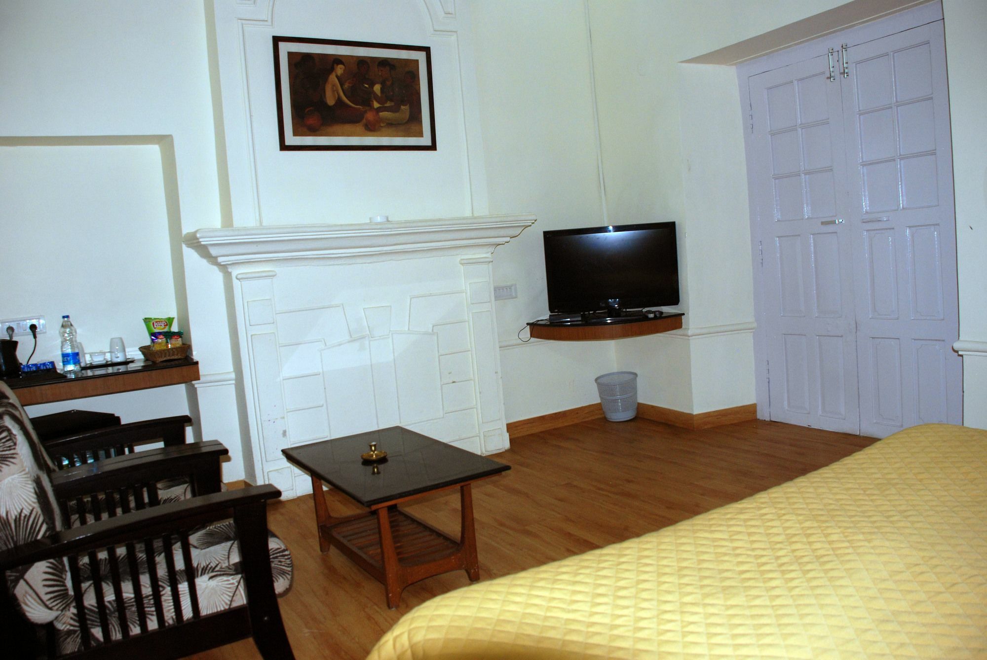 Alasia Hotel Kasauli Exterior foto